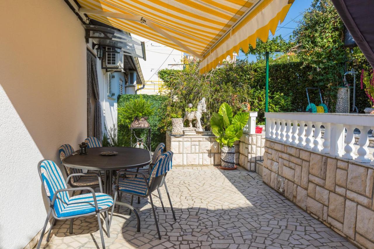 Apartman Mladenka Dramalj Extérieur photo